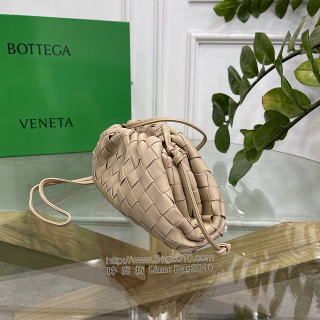 Bottega veneta高端女包 98061 寶緹嘉升級版小號編織雲朵包 BV經典款純手工編織羔羊皮女包  gxz1167